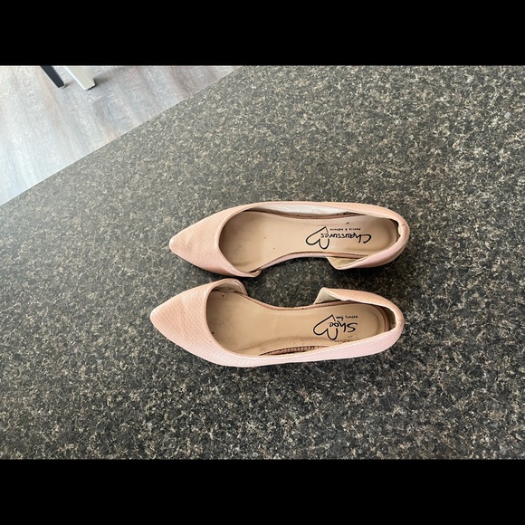 Flat shoes - Picture 3 of 3